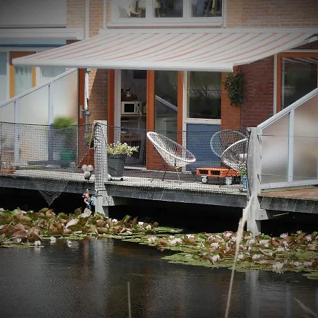 Dutch African Breeze Bed & Breakfast