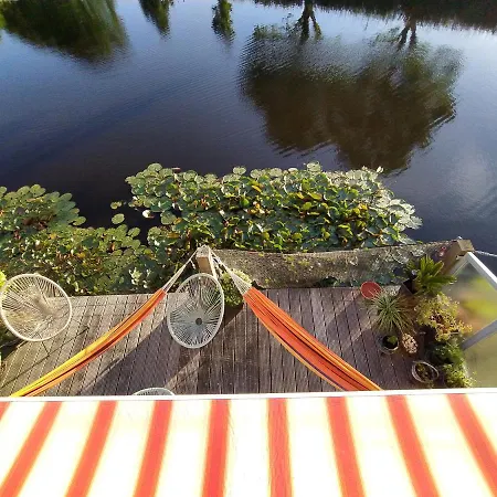 Dutch African Breeze Bed & Breakfast *